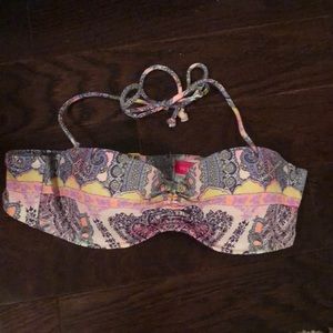 Victoria’s Secret bikini top.